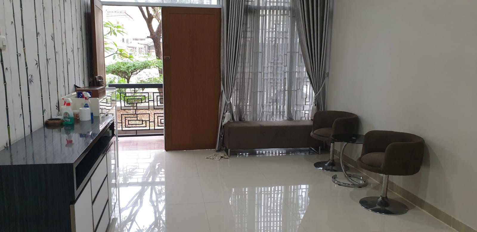 Rumah Disewakan Fully furnished di Lippo Cikarang